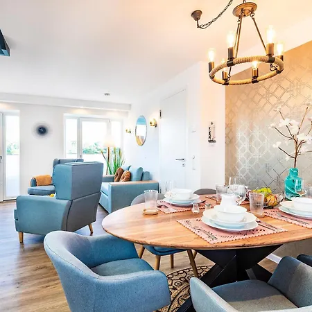 Prora - Grosse Dachgeschoss Mit Panorama Dachterrasse Und Waschmaschine - Meeresrauschen Apartament